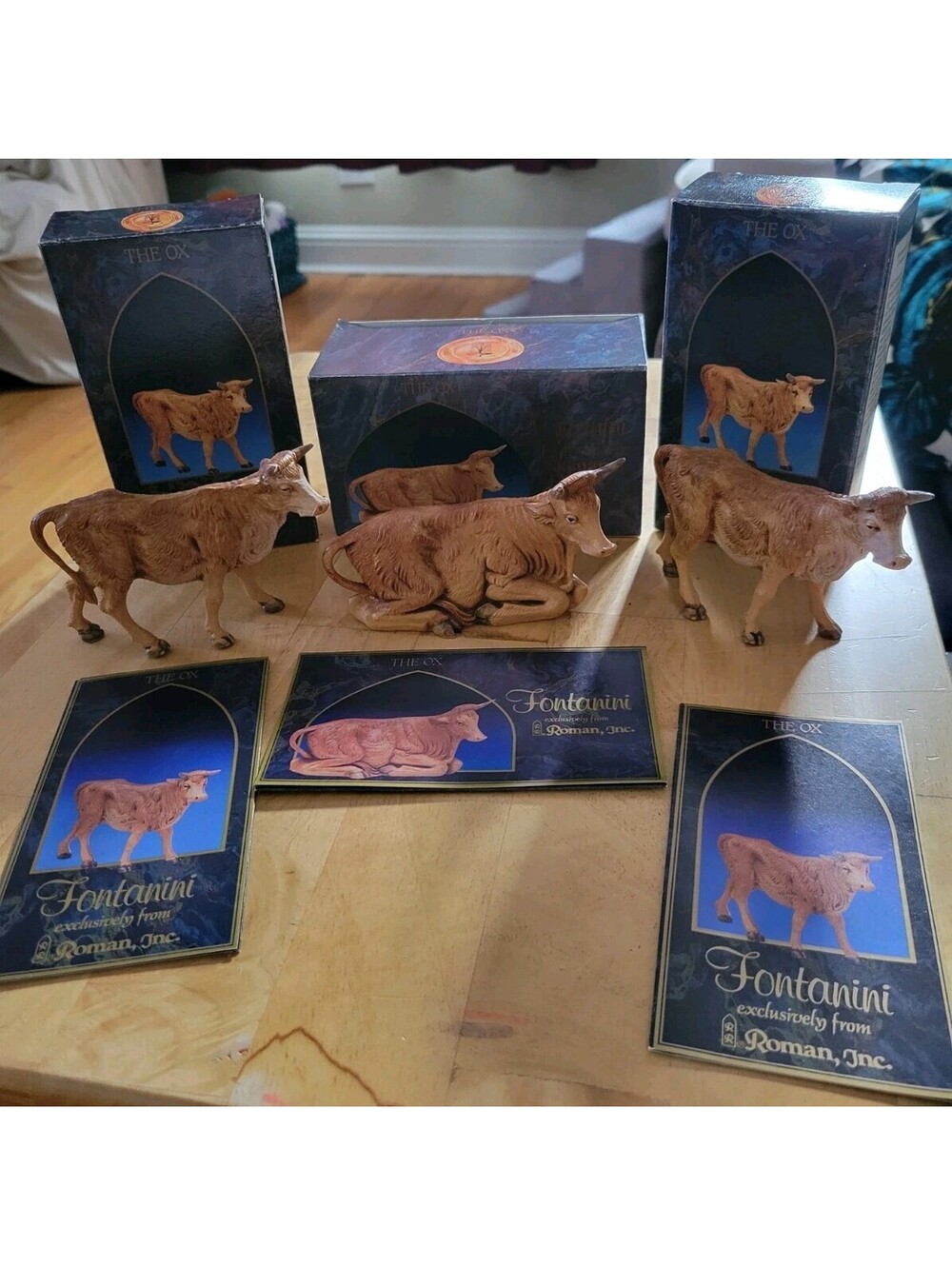 3 Fontanini Ox 1 Sitting and 2 Standing Nativity 5" Collection w/ Box Italy